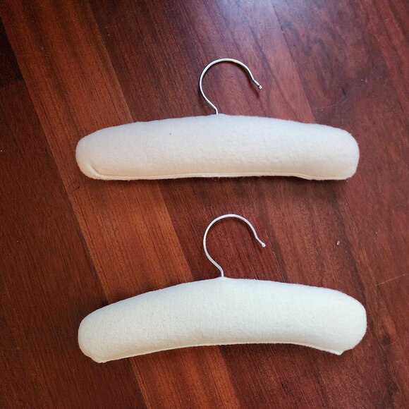 FAO Schwarz Plush Super Soft Baby Hangers - Picture 6 of 7